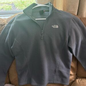 NorthFace pullover